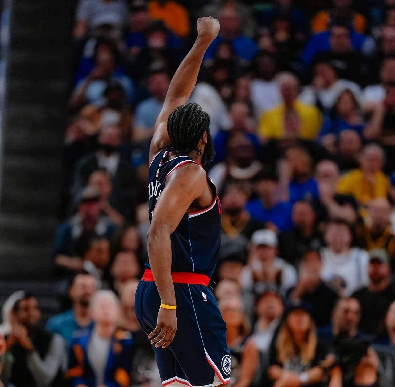 KAIYUN-哈登回归赛场，逆转首场状态亮眼，篮网观众沸腾！的简单介绍